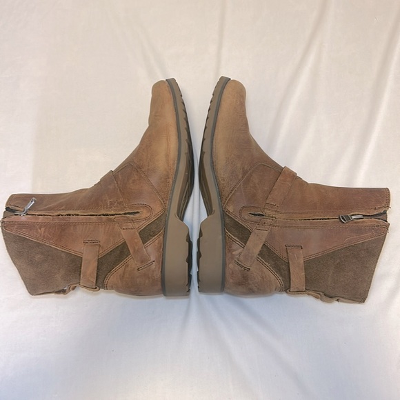 NEW Teva Zip Closure Camel Leather Suede Ankle Boots Women’s Size 6 - Picture 8 of 16